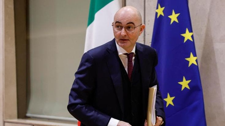 L’accusa del vice presidente del Csm Pinelli: “Il Consiglio ha deragliato dalla sua funzione costituzionale”. Poi la retromarcia