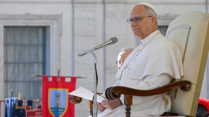 Il Papa convoca il suo primo concistoro: sarà il 7 e l’8 gennaio