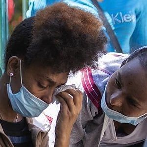 Libano, le lavoratrici etiopi abbandonate davanti alla loro ambasciata, le Ong: “Il sistema di lavoro Kafala va abolito”.