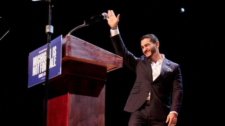 Abdul El-Sayed vince le primarie dem in Michigan, chi è il medico progressista che sogna il Senato