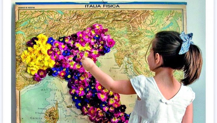 Le primule di Bianca per promuovere la campagna vaccini in Piemonte