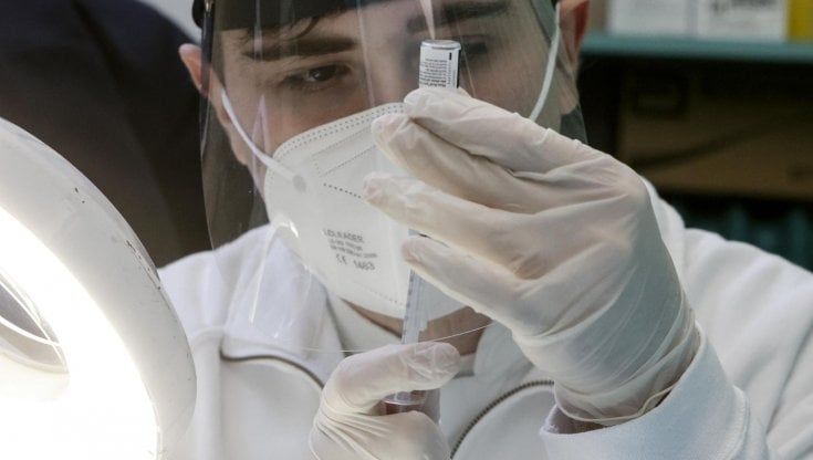 Il virus non molla. L'Emilia vede ancora arancione 