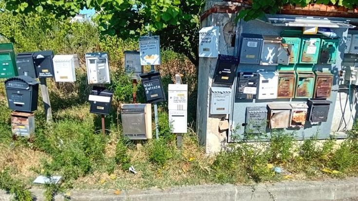 Il Lotto Zero aspetta la rinascita, intanto cresce ancora la cittadella abusiva