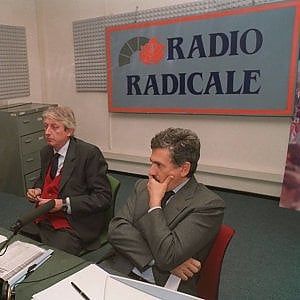 A Torino parte lo sciopero della fame per salvare Radio Radicale