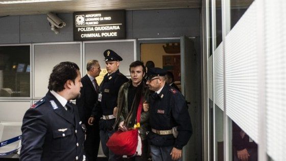 Aggressione sessuale a Bologna: fermato Tivadar, il maniaco seriale. Lui confessa: "Sono stato io"