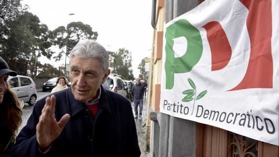 Primarie Napoli, Bassolino: "Fatti errori diabolici, si vuole perdere"