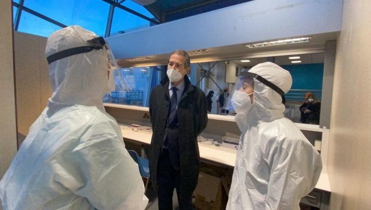 San Valentino in giallo: i piani di Musumeci assediato dalle imprese. “Ma il tunnel è lungo”