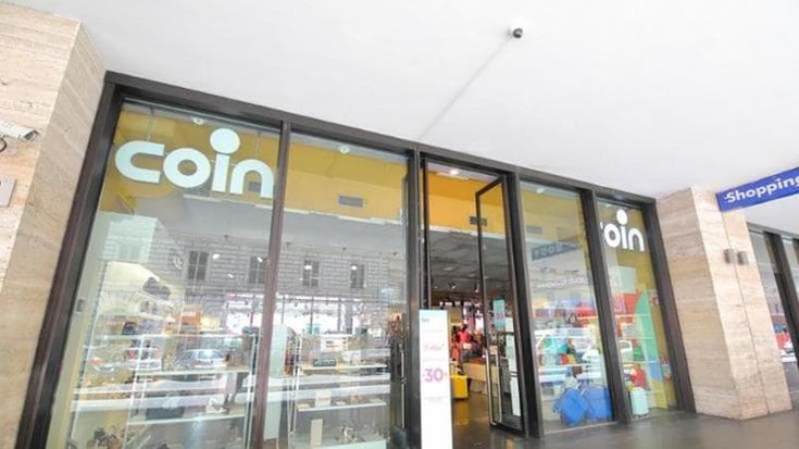 Furti alla Coin, i depistaggi delle commesse: “Distraete il collega. Come? Portatelo al cesso”