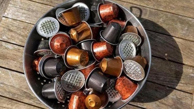 Cialde e capsule da caffè, da agosto si potranno differenziare senza svuotarle