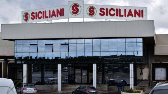 Coronavirus, Siciliani riapre dal 2 maggio dopo lo stop per i contagi: "Nuove regole garantiranno sicurezza"
