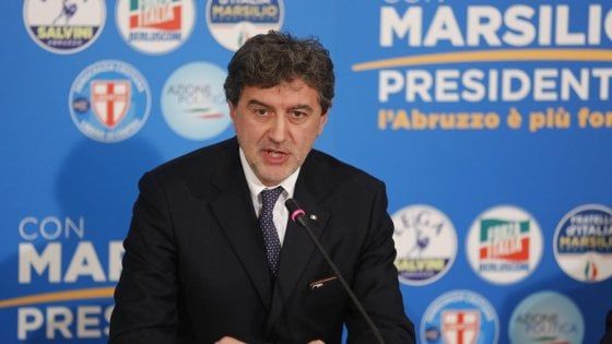 Chi è Marco Marsilio, il senatore Fdi che governerà l'Abruzzo