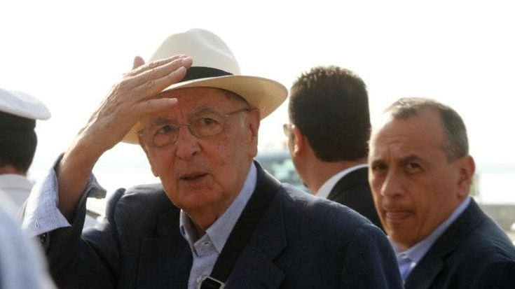 Napolitano, il dolore di Napoli: “Addio presidente”
