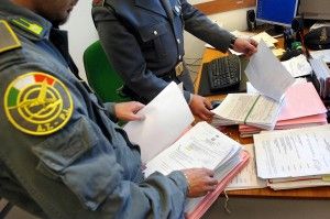 Latina, truffa al fisco e lavoro nero<br />denunciata una cartomante