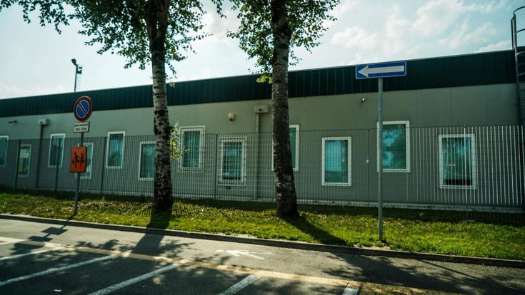 Asili, wi-fi e palestre. Il paese che ha tutto tranne i bambini 