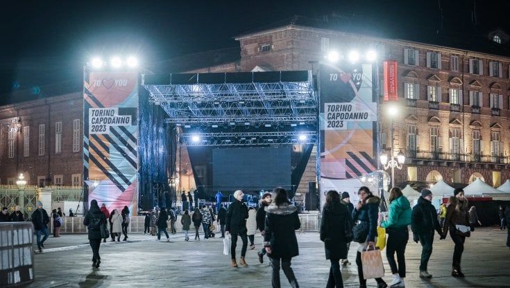 Capodanno: Torino, spettacolo in piazza per 14.200