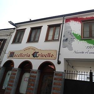 Alla macelleria Crivello "caccia" della Mandria e bovini piemontesi