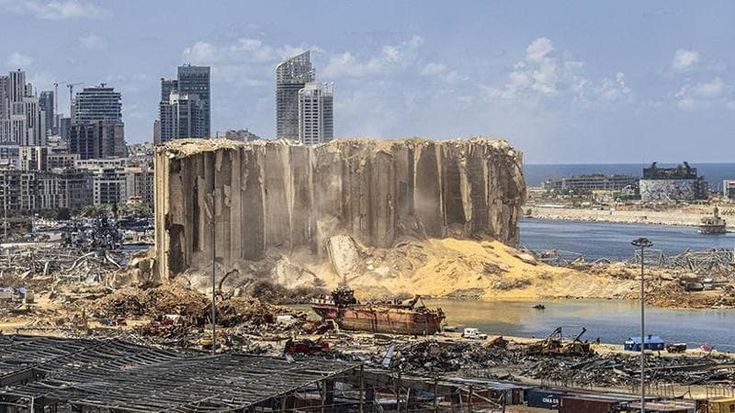 Beirut, a sei anni dall’esplosione che distrusse il porto, permangono ombre sulle indagini
