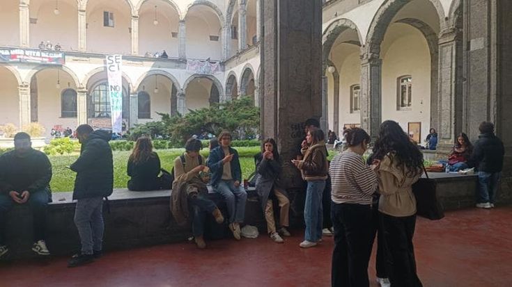 Napoli, il referendum dei giovani:“Noi influencer per il No a difesa della Costituzione”