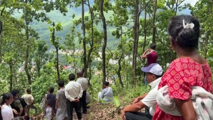 Nepal: gli abitanti dei villaggi evacuati sulle colline per sfuggire alla nuova ondata