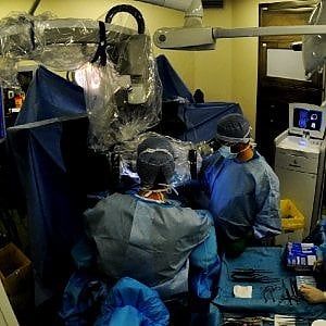 Milano, infermiera morta dopo intervento estetico alle palpebre: condannati tre medici