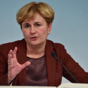 Governo, Mattarella affida a Renzi interim del ministero dello Sviluppo economico 