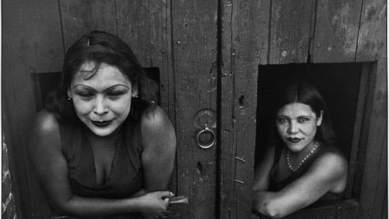Henri Cartier-Bresson, il maestro della fotografia in mostra a San Gimignano