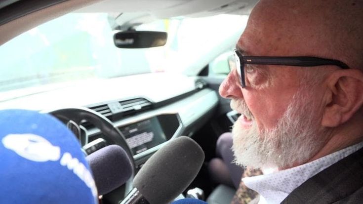 Famiglia nel bosco, l’ordinanza: “Violato il diritto allo studio dei figli, Catherine irride tutti”