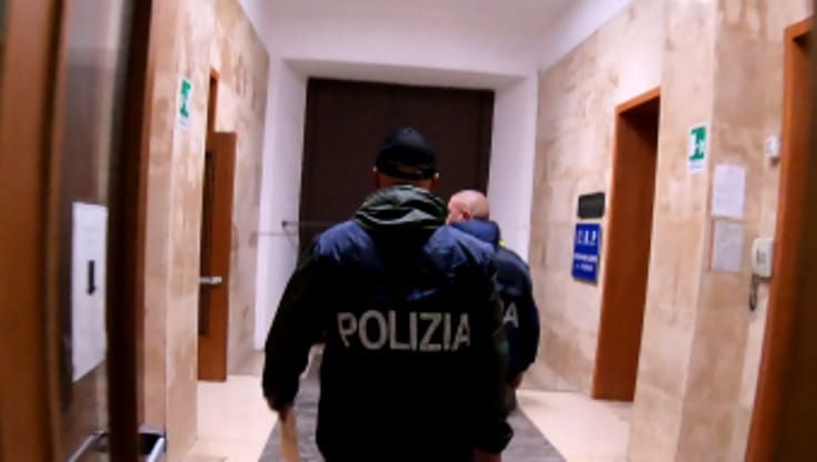 Rapina da 5 milioni e sequestro di persona in casa a Posillipo, 5 misure cautelari