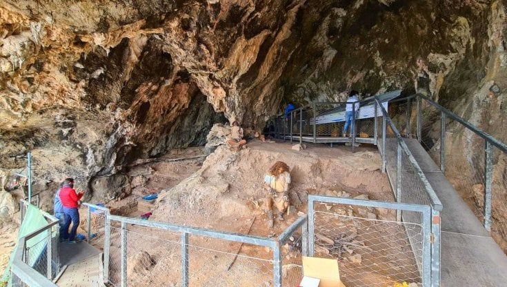  Archeologia, riapre la grotta della Cala a Marina di Camerota