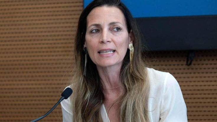 “Chiamatemi Ragioniere”. La scalata di Perrotta, il tecnico che piace ai politici
