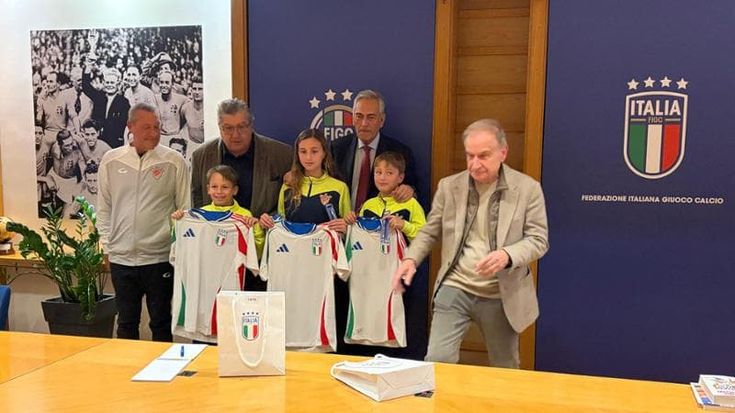 “Bomber e mister Franco. Una partita ancora”, la magia del calcio giovanile e di provincia