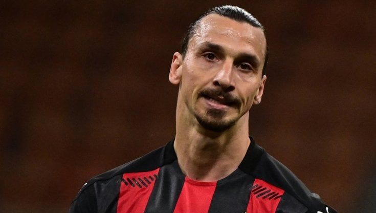 Ibrahimovic compie 40 anni, gli auguri del Milan: "Il mondo giro attorno a te"