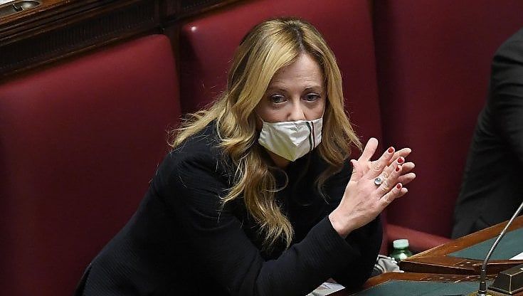 Amministrative, centrodestra in lite. Meloni scrive a Salvini: "Mai detto alcun no ai candidati. Vediamoci". La risposta del leghista: "Apriamo tavolo"