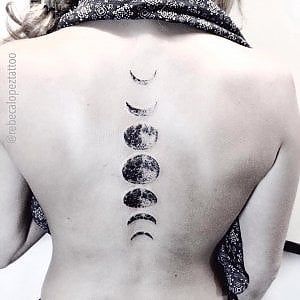 Roma, artiste dell'inchiostro per il tatuaggio in rosa: il raduno allo Sheraton