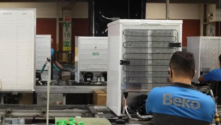Beko, l’annuncio di Urso: “Leonardo pronto a reindustrializzare il sito di Siena”