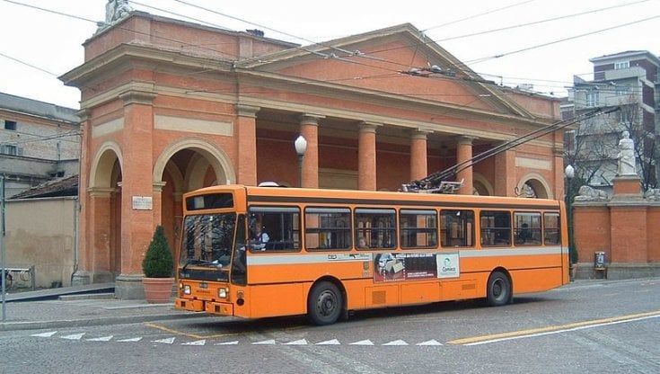 Parma, dall'università contributi agli studenti per gli abbonamenti bus