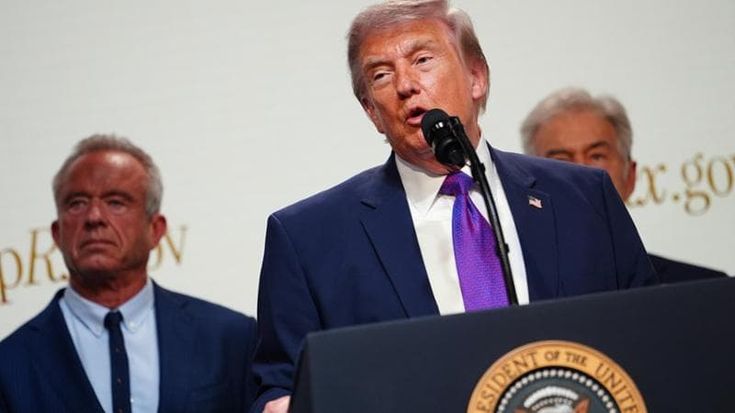 Trump si sottopone a un nuovo check-up, dubbi sulla sua salute: è la terza visita medica in un anno