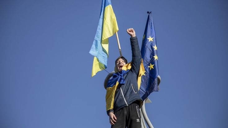 Ucraina, la foto del giorno: i colori dell'orizzonte 