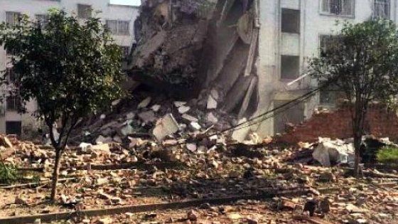Cina, 15 esplosioni, almeno sei morti. Erano pacchi bomba