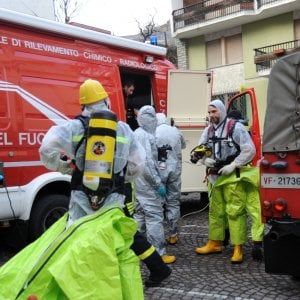 Busta con polvere sospetta all'Asl di Moncalieri: impiegata in quarantena, intervengono i nuclei speciali