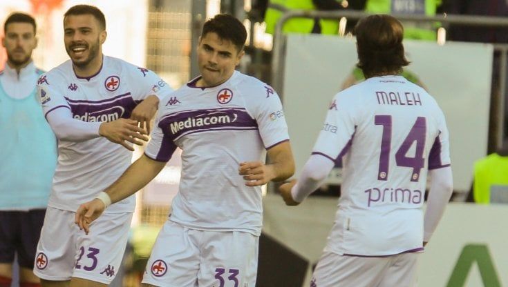 Cagliari-Fiorentina 1-1: Joao Pedro illude i sardi, Sottil salva la Viola
