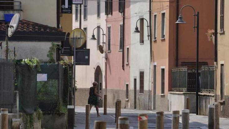 Sharon Verzeni, caccia al coltello con cui è stata uccisa la 33enne a Terno d’Isola. Da quasi un anno i suoi contatti con Scientology