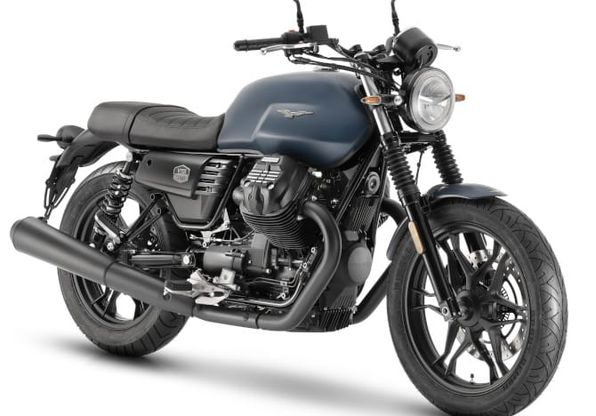 Moto Guzzi V7 III Stone, ora anche in salsa  Night Pack