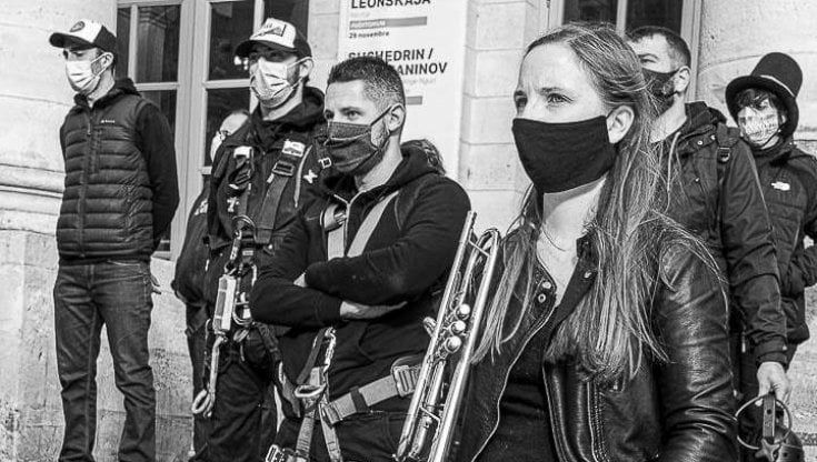 Coronavirus, la direttrice d'orchestra italiana guida la protesta degli artisti a Bordeaux
