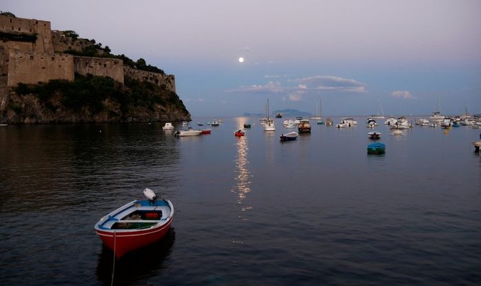 Luna piena, a Ischia serata d'incanto