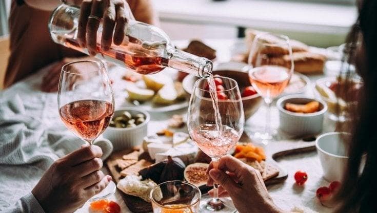 Vini rosati, come ottenere il colore perfetto in tre metodi