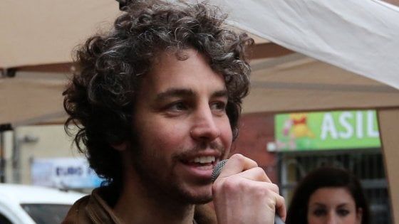Elezioni in Toscana, le Sardine chiamano: "Sabato tutti a Cascina"