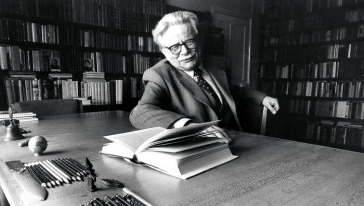 Quelle otto ore con Elias Canetti alla stazione di Napoli