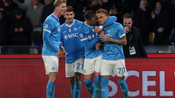 Conte ha ritrovato il Napoli: 3-1 all'Atalanta, azzurri in vetta