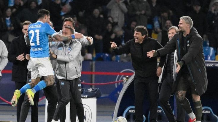 Napoli - Lecce vittoria in rimonta (2 – 1). Spavento per Banda